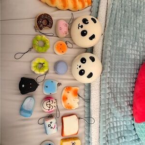 18 pc squishy set